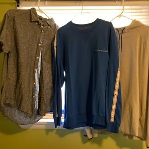Bundle of 3 men’s tops Tommy Hilfiger and old navy